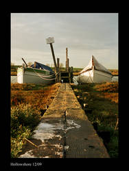 Hollowshore boats