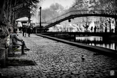 Waiting along the Canal Saint-Martin