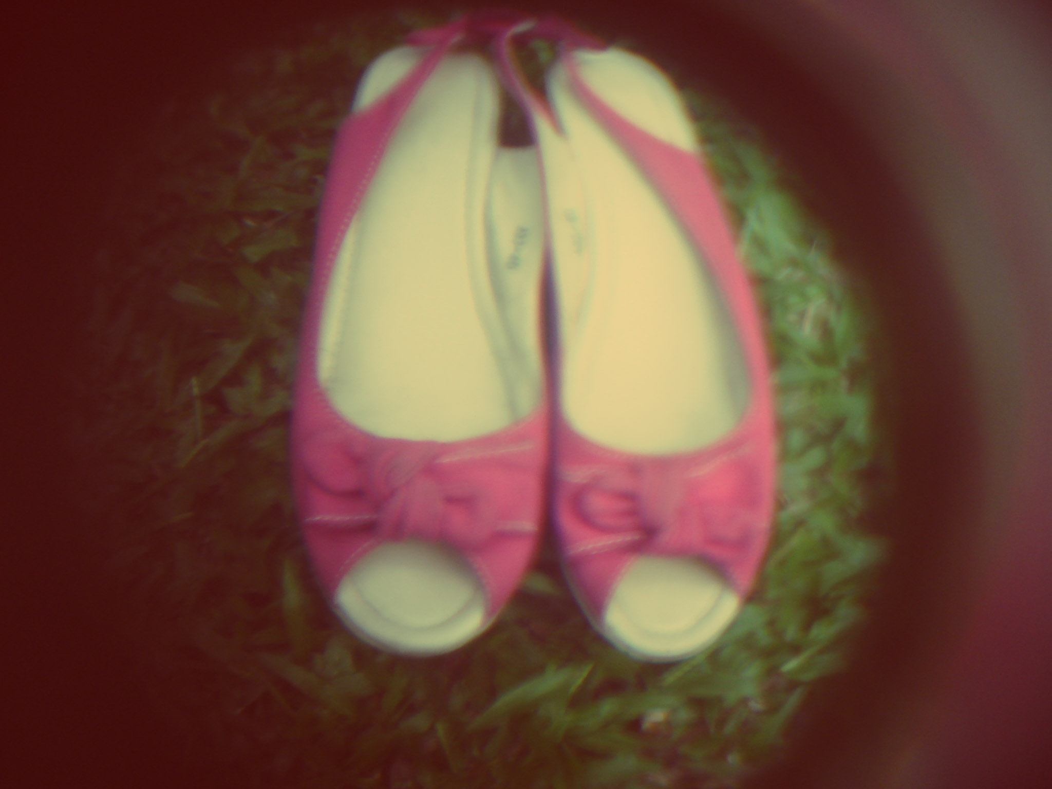 pink shoes