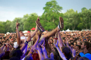 Crowd Surfing