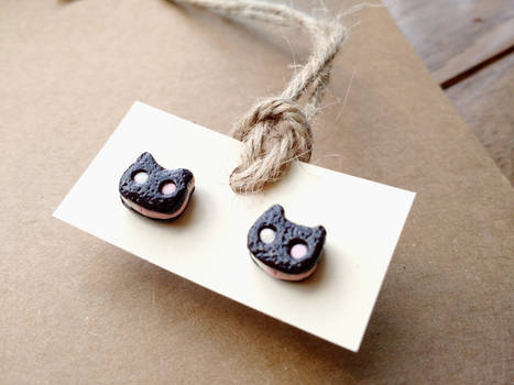 Cookie Cat earrings