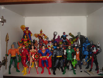 collect DC Universe