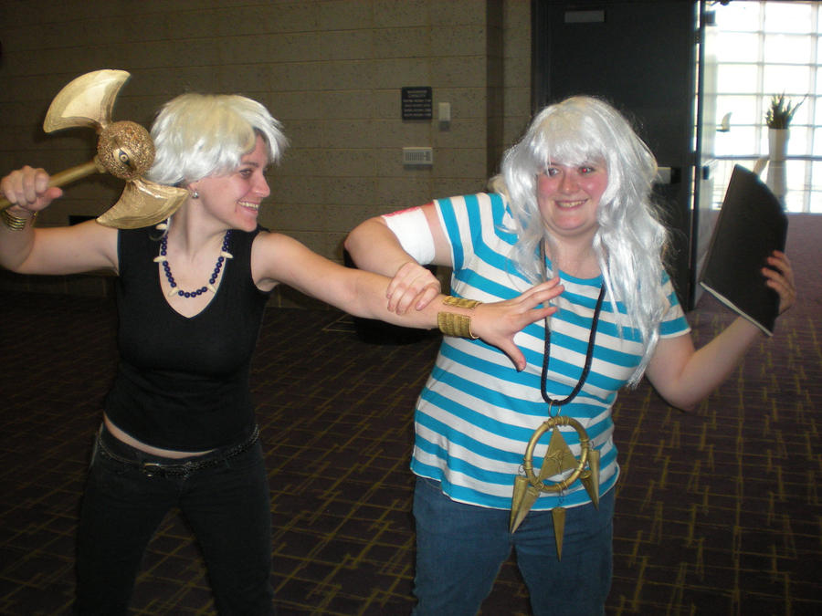 Ikasucon 2011: Marik Wants Bakura's Death Note