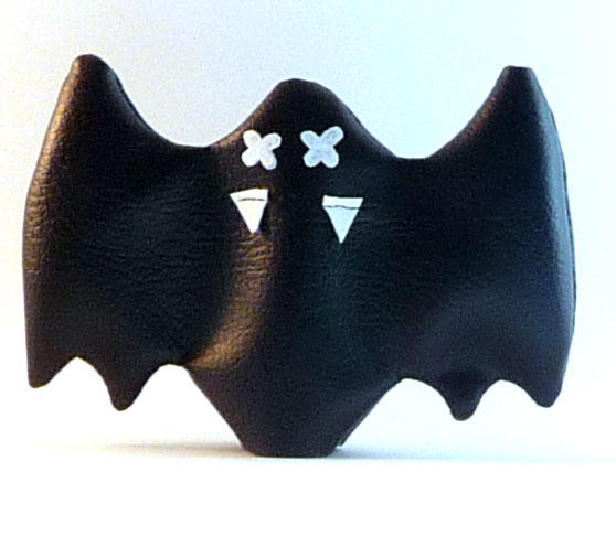 Vampire Bat Finger Puppet by DeadBackpacks on DeviantArt
