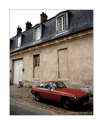 car in gardens