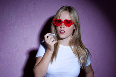 Heart-shaped glasses 4