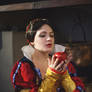 Snow White: Poisoned Apple