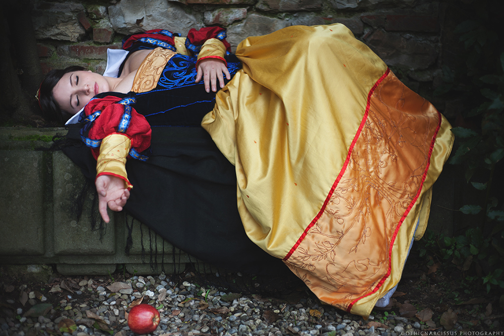 Snow White: Sleeping Curse