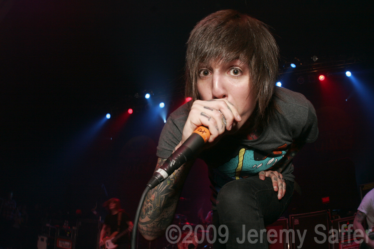 Bring Me The Horizon Oli Live