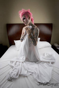 Jeffree Star - Angelic