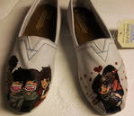 One Direction hand painted shoes by strawberry-zombies