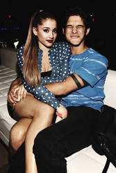 Ariana Grande and Tyler Posey manip.