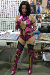 Rosanna Rocha as Mileena without Mask