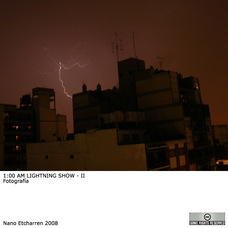 1AMLIGHTNINGSHOW II