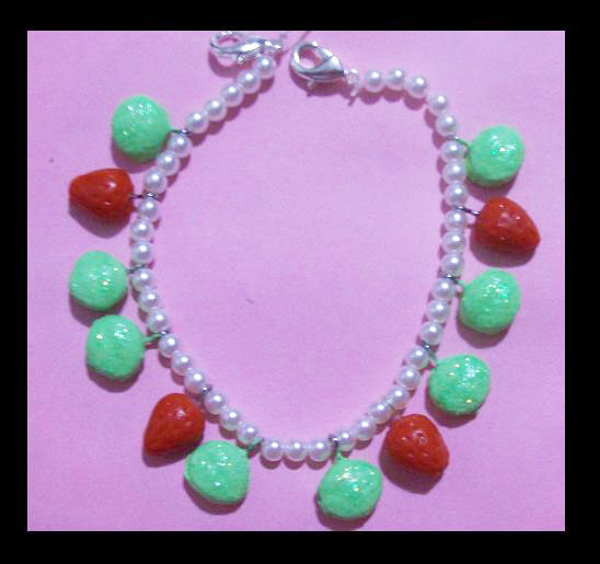 Strawberry mint bracelet