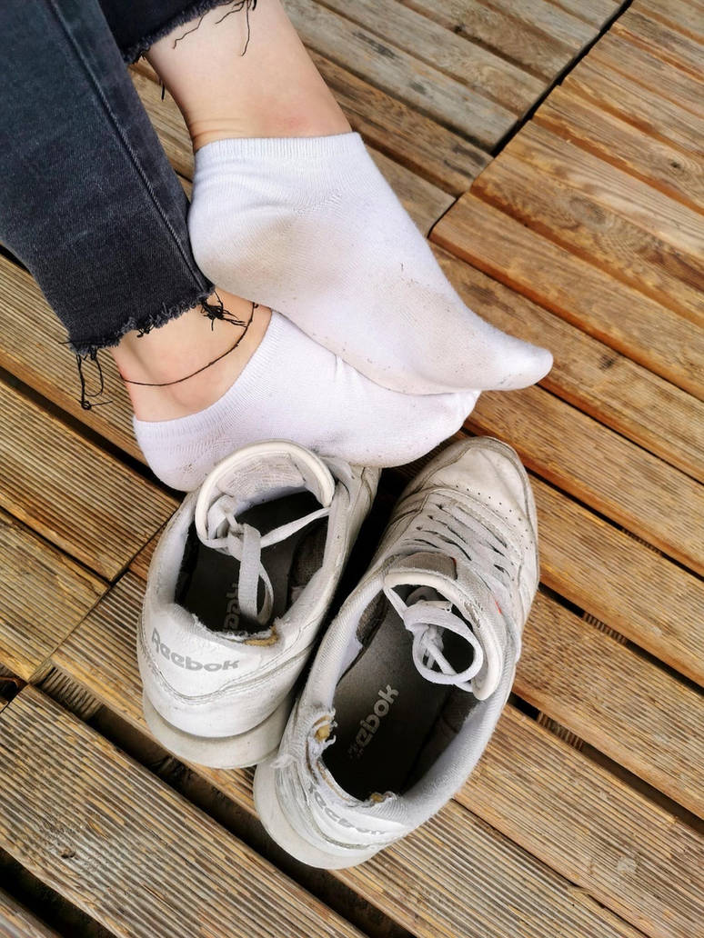 Trashed Reebok Freestyle Old trashed stinky reebok sneakers and ankle socks by RockingSocks99 on ...