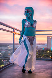 Sunset Twi'lek Dancer