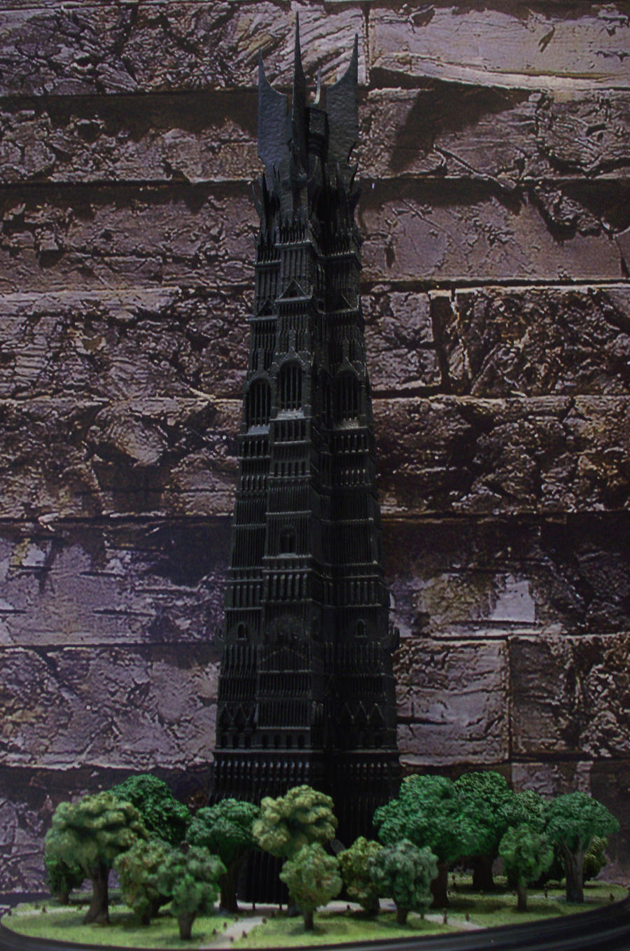 Weta Lotr : Orthanc - Black Tower Of Isengard 1