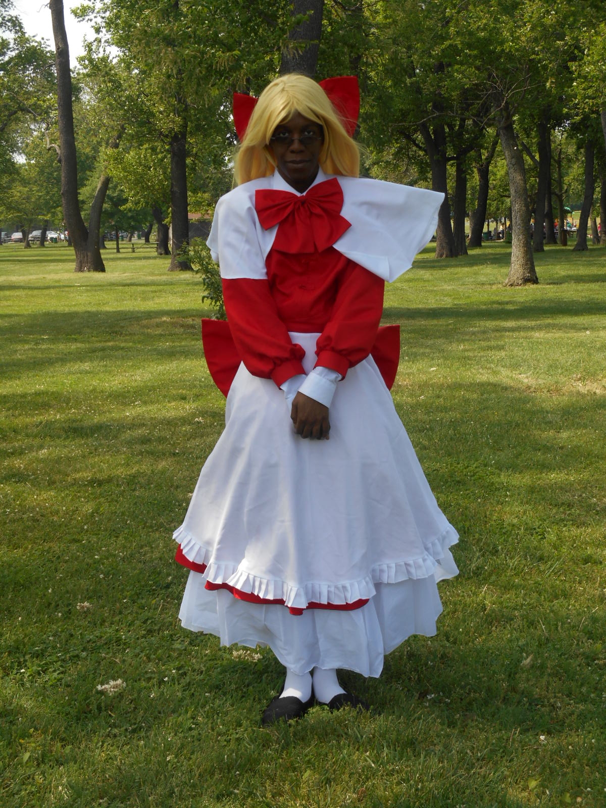 Touhou Hourai Doll Cosplay 01 - Pretty in the Wind