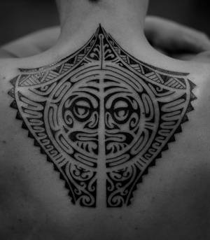 polynesian neckback