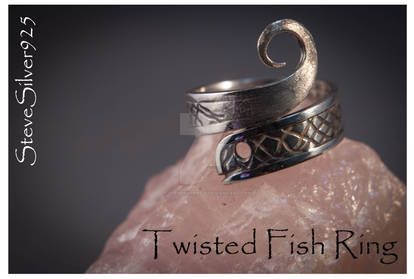 Twisted Fish Ring