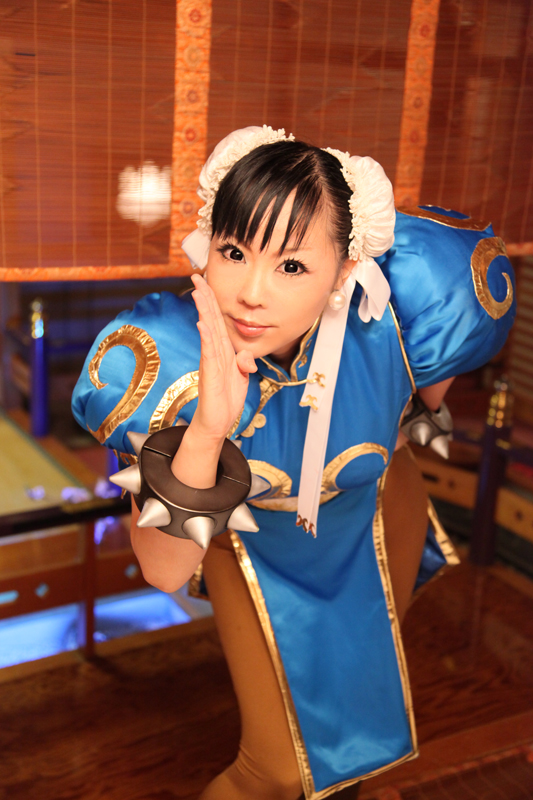 Chun Li Cos Chun-Li Cosplay photograph by Elin-Kuzunoha on DeviantArt