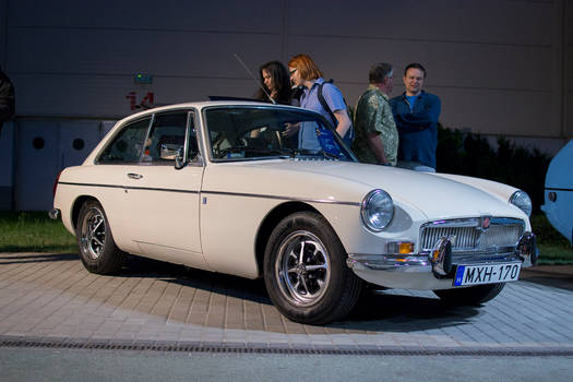 MGB GT