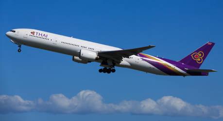 Thai Airways 777-3D7