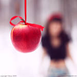 Snow White by onesummerago