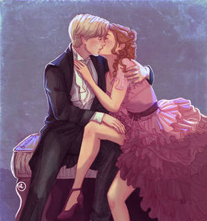 Yule  Ball Pink