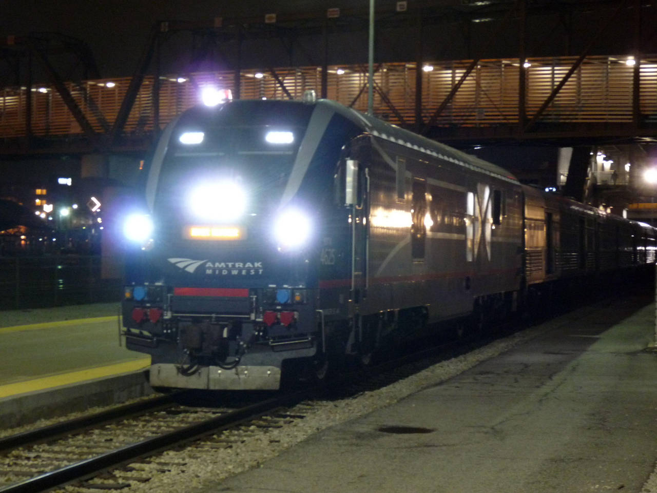 Railfan Trip: 12-3-18: Back At Union by lonewolf3878