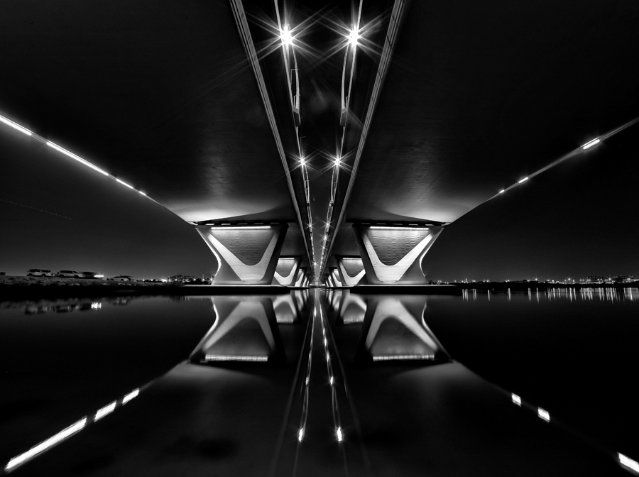 Under the bridge bw2