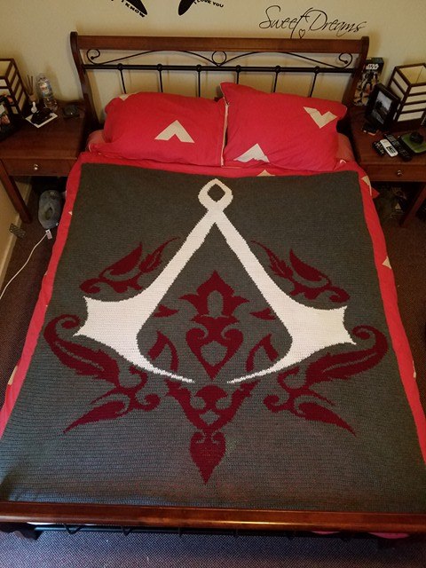 Assassin's Creed Crochet Graphghan (FOR SALE)