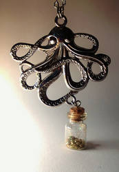 Octopus Treasure Vial