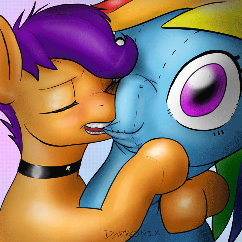 Scootaloo Bite!