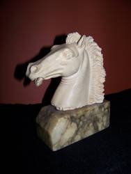Horse head statue for stock