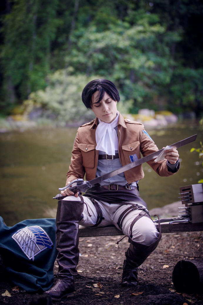 Stikke ud diamant Periodisk Levi Cosplay (Attack on Titan) by Purplieh on DeviantArt