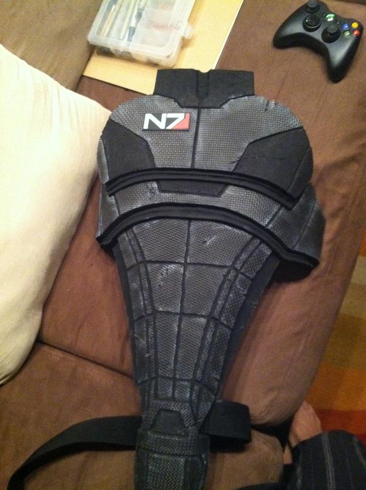 N7 chest plate