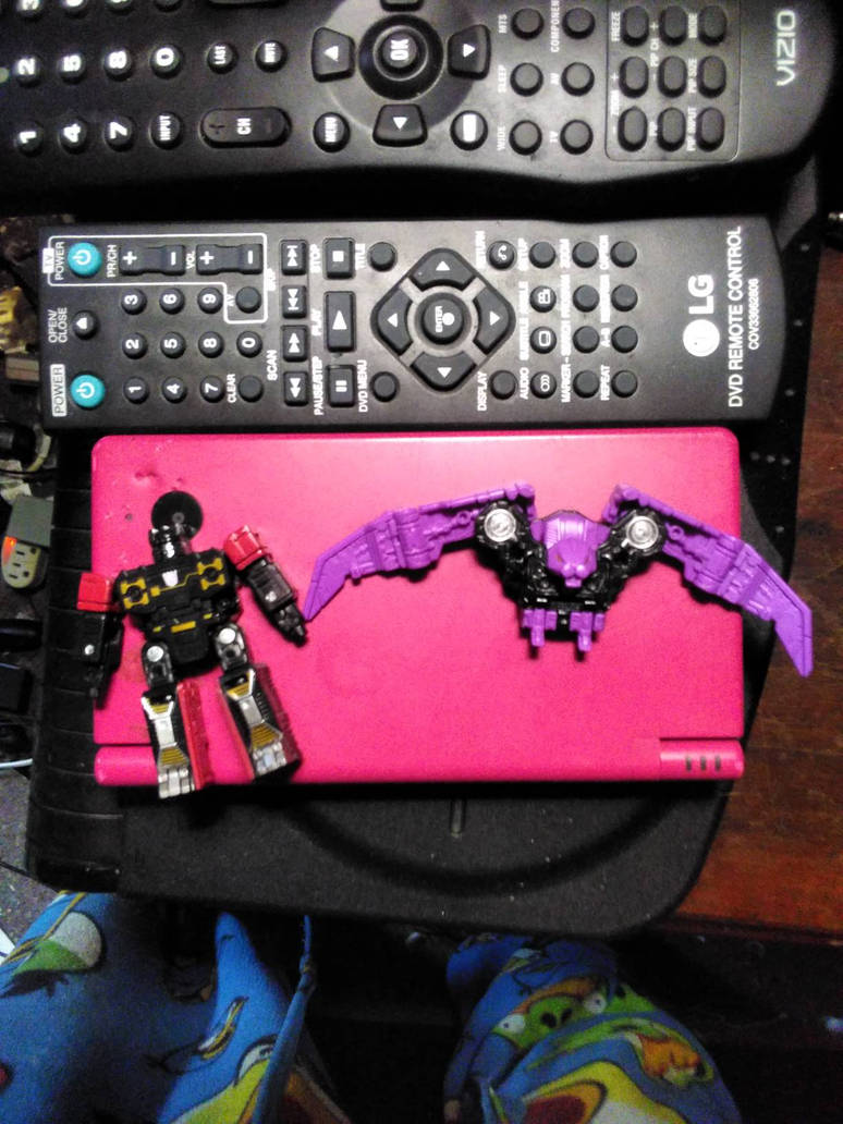Siege Rumble ( Frenzy ) and Ratbat by Motormaster-X on DeviantArt
