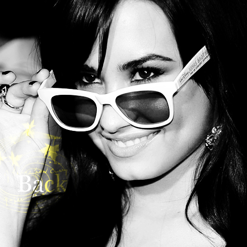 Demi lovato Face