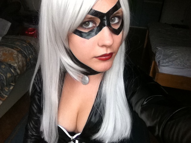 Make up, mask and wig cut for Black Cat!