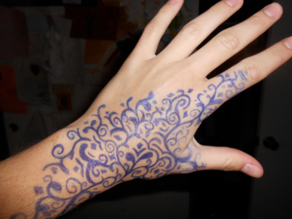 Ballpoint Pen Hand Design by thestarvingartist1 on DeviantArt Ballpoint Pen Hand Design by thestarvingartist1 on DeviantArt