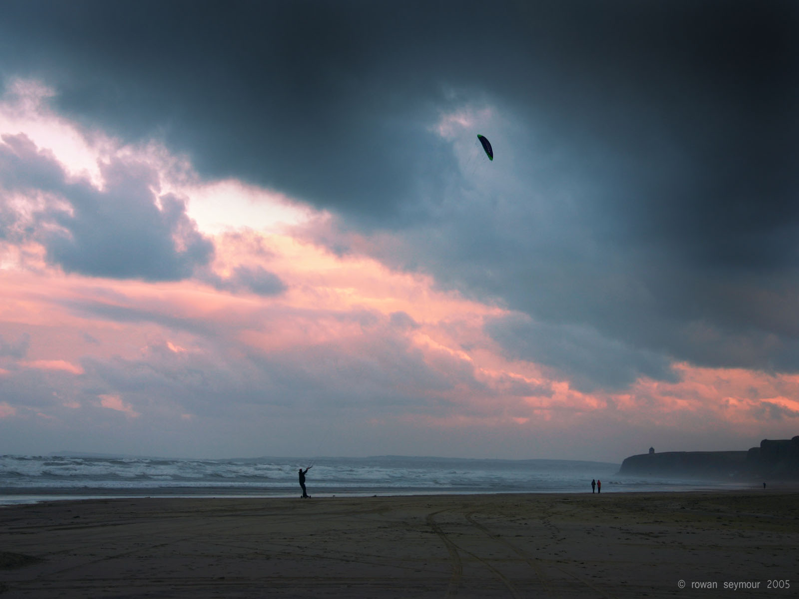 Kite Flying at Benone Strand