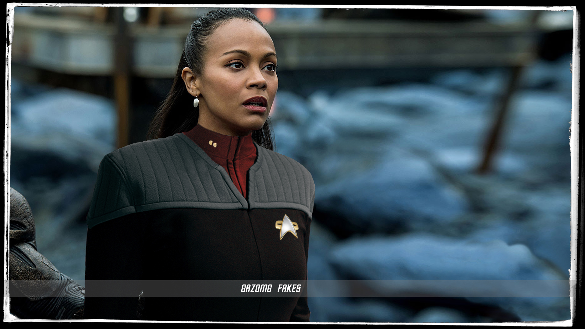 Zoe Saldana Star Trek Beyond Deep Space 9 Uniform