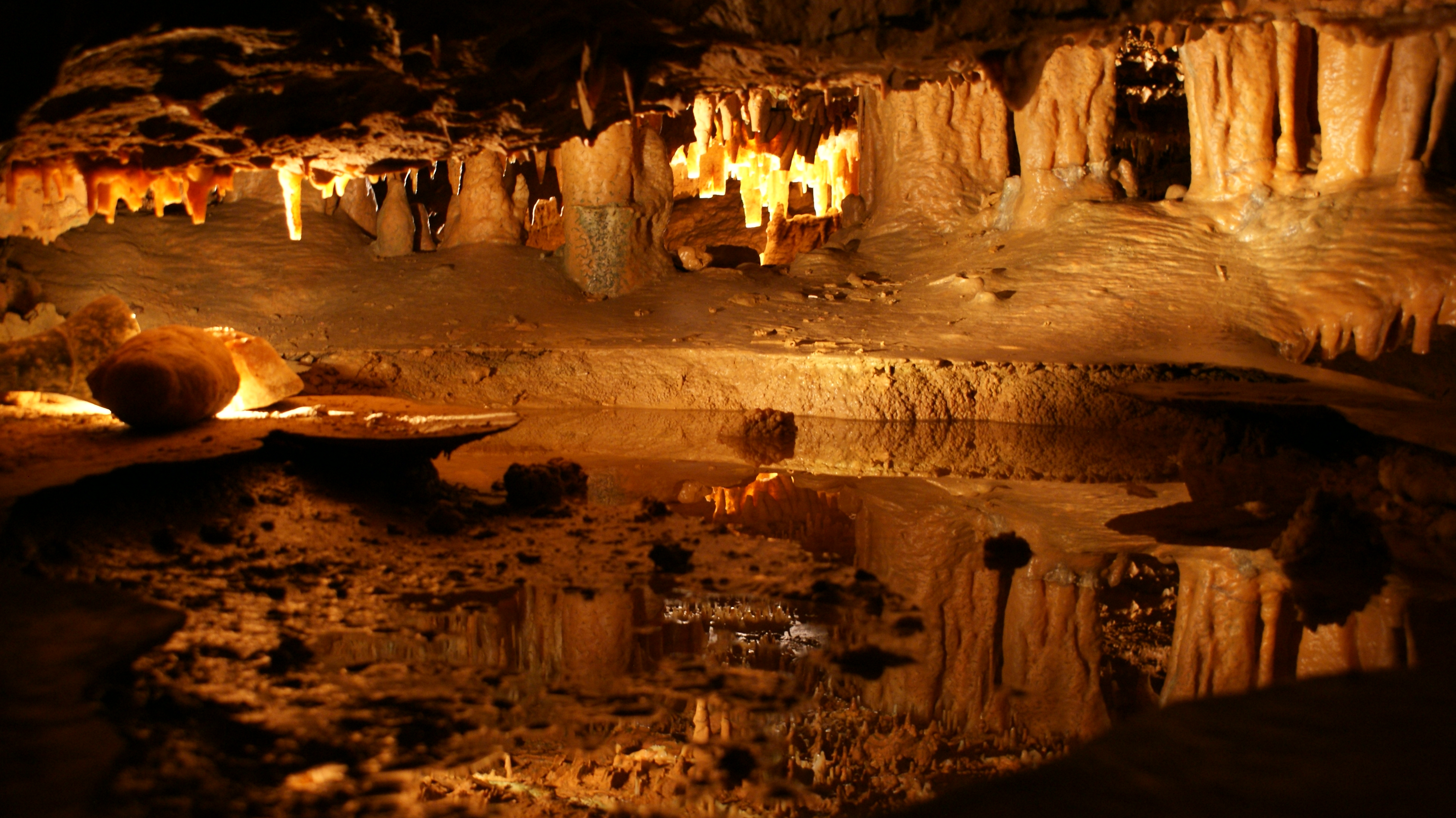 Dixie Caverns