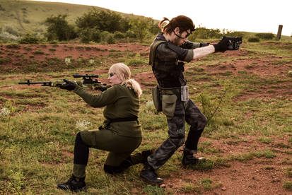 Venom Snake and Quiet (Sniper Wolf)