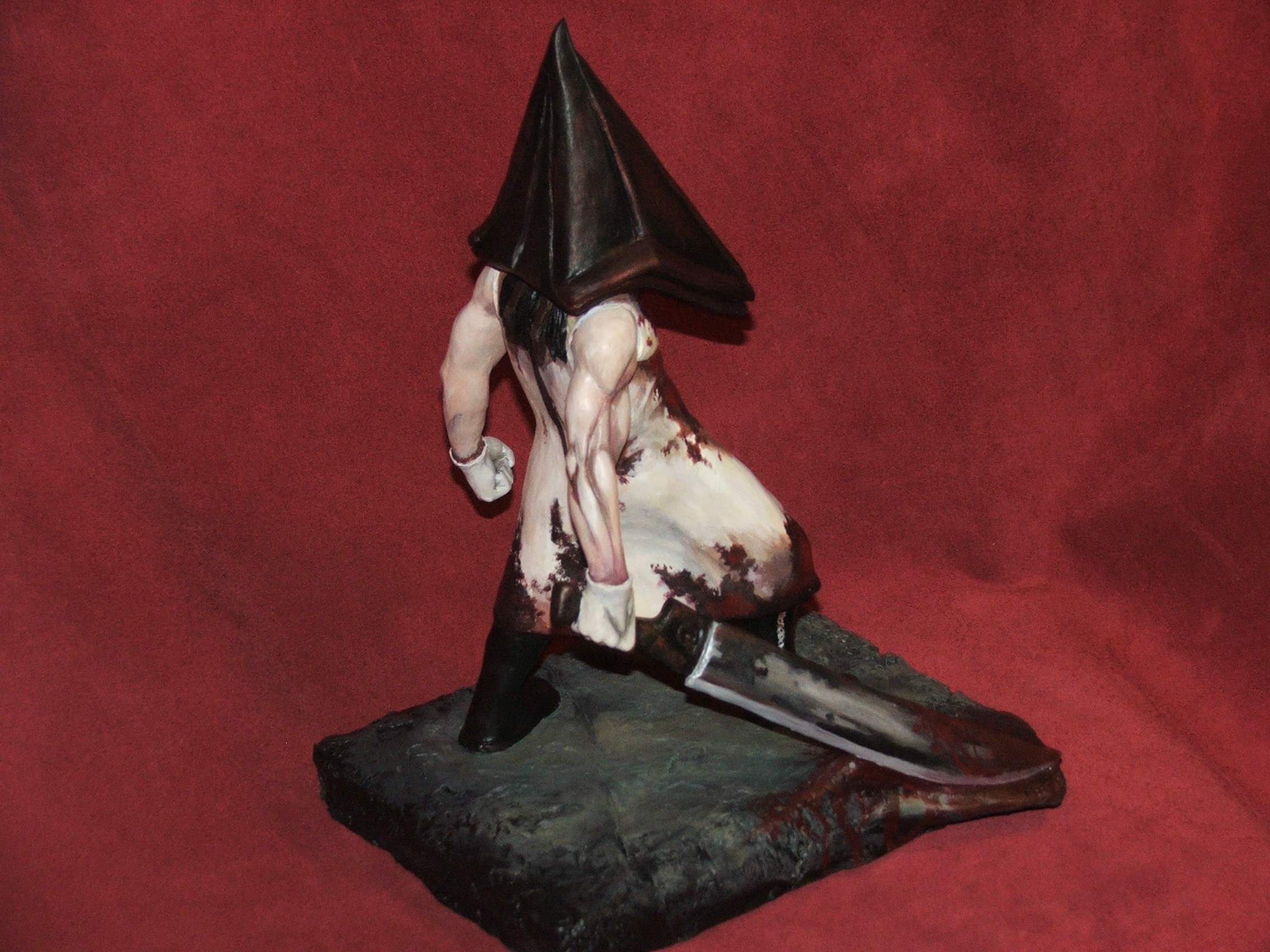 PyramidHead sculpture done-2