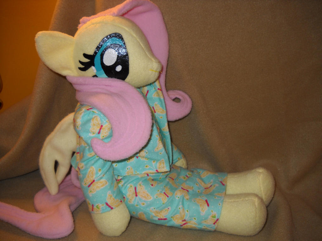 Flutttershy is Ready For Bed better Pic