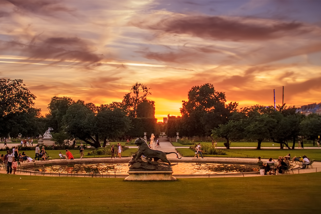 Sunset in Paris