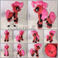 MLP 10 inch Pinkie Pool Plushie w/ Accessories